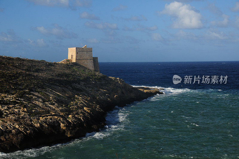 Gozo Xlendi塔,马耳他群岛。